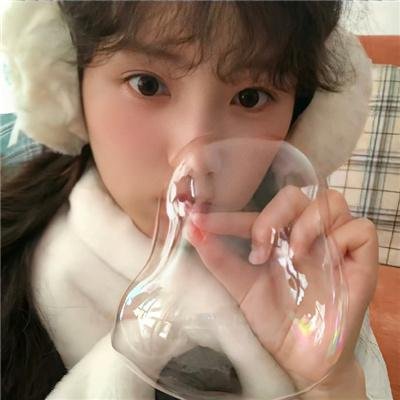 怪物少女妮莫娜封面
